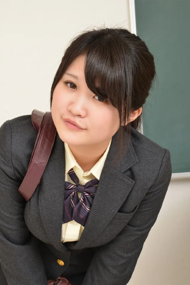 碧羽ひなた