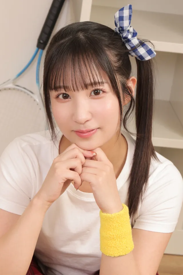 栄川乃亜