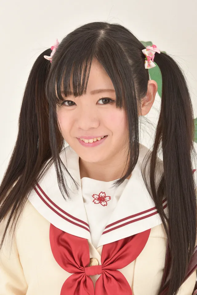 春川莉乃