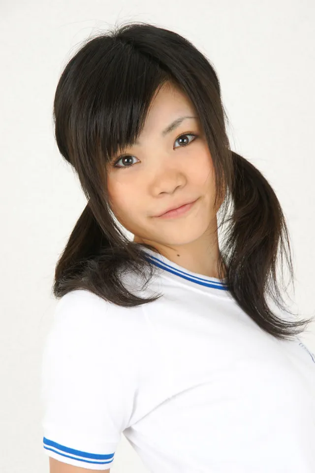 井上優衣