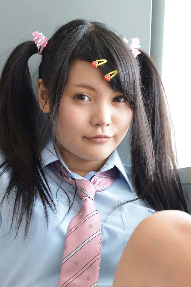 河村えりな