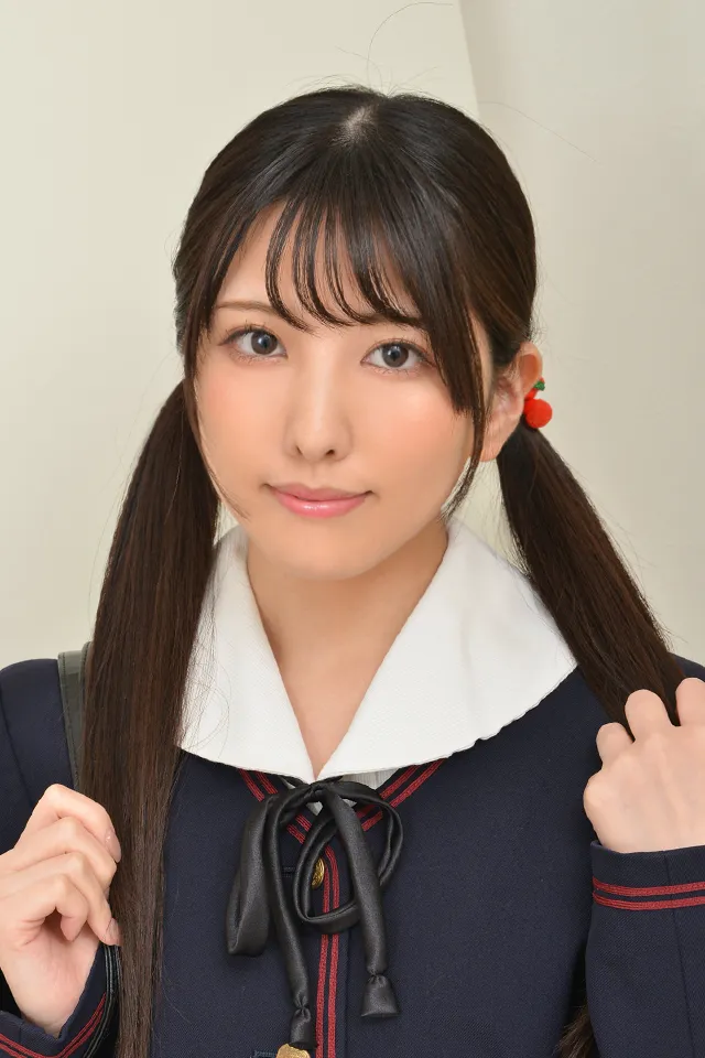 倉木しおり