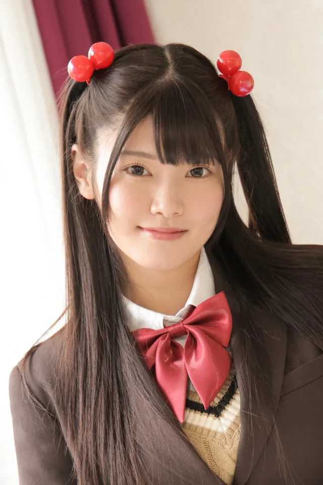 美木ひなの