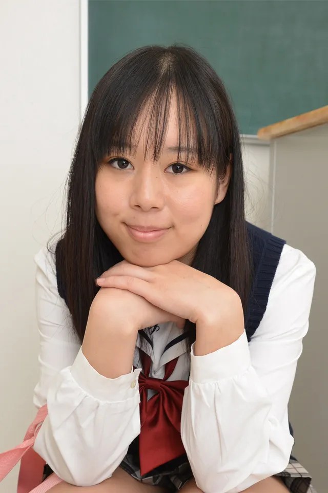 塚田詩織