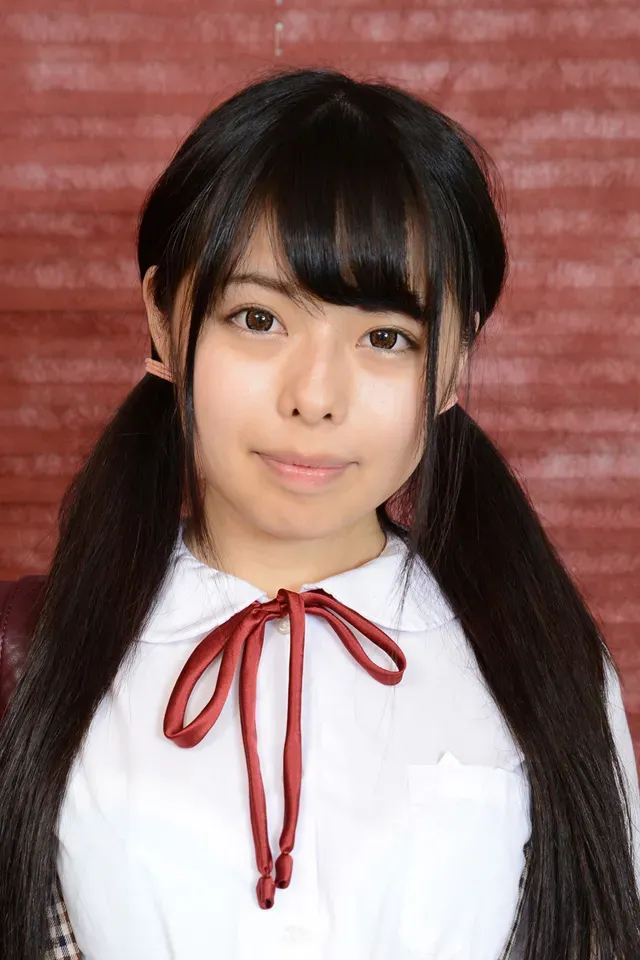 山川ゆな